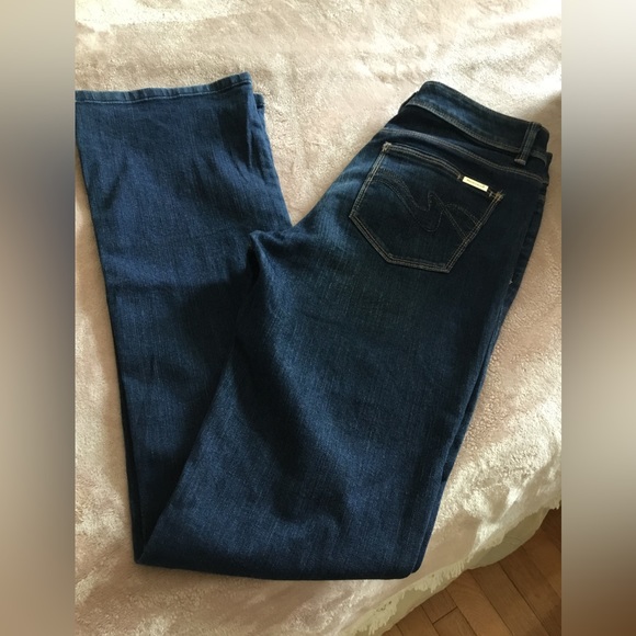 White House Black Market Boot Leg Jean - Picture 7 of 7